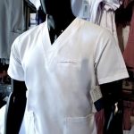 imagen de Comprar Filipina Clínica Cuello V para Hombre 